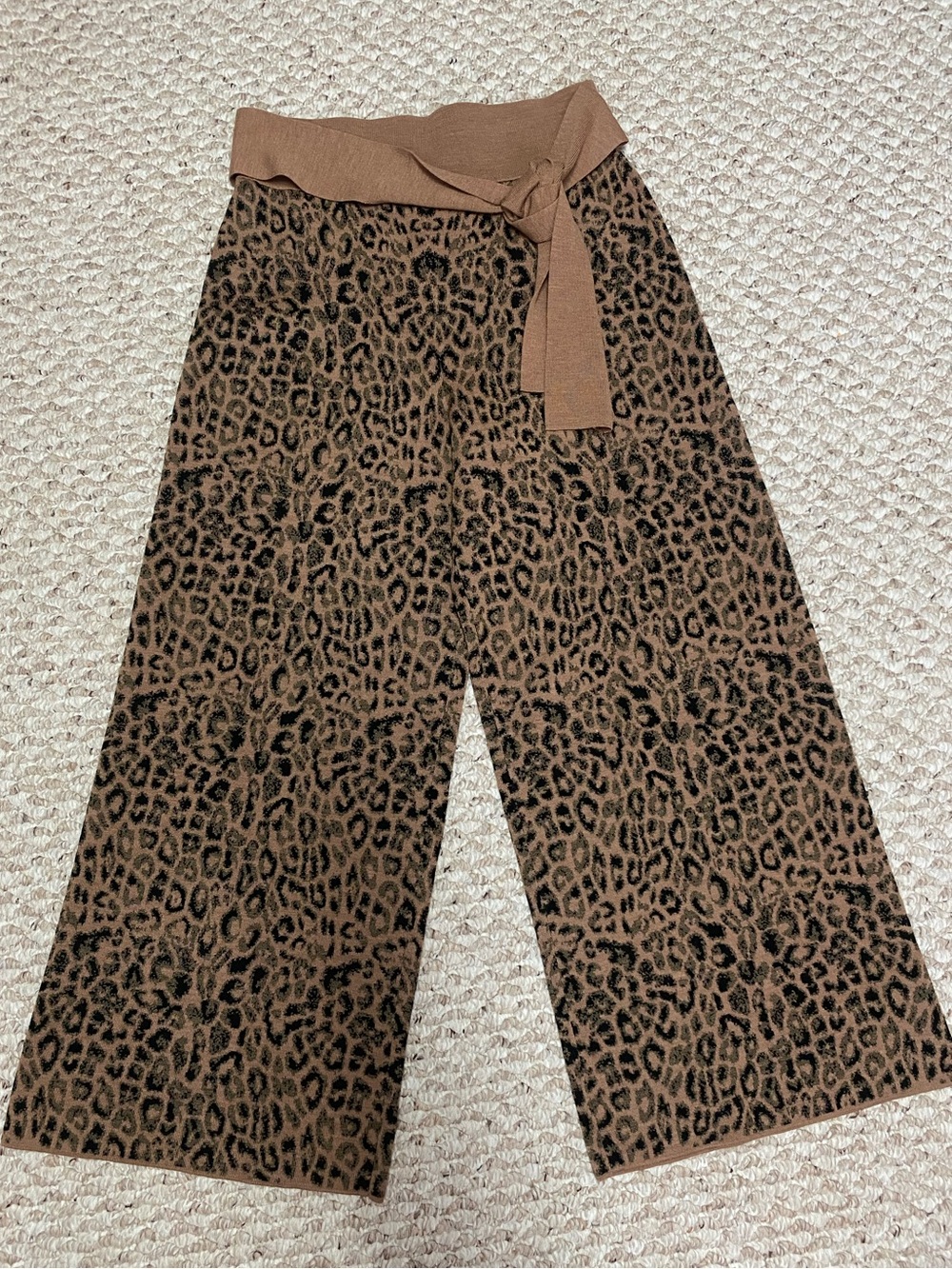 NWT MOTH ANTHROPOLOGIE LEOPARD  PANTS - SMALL